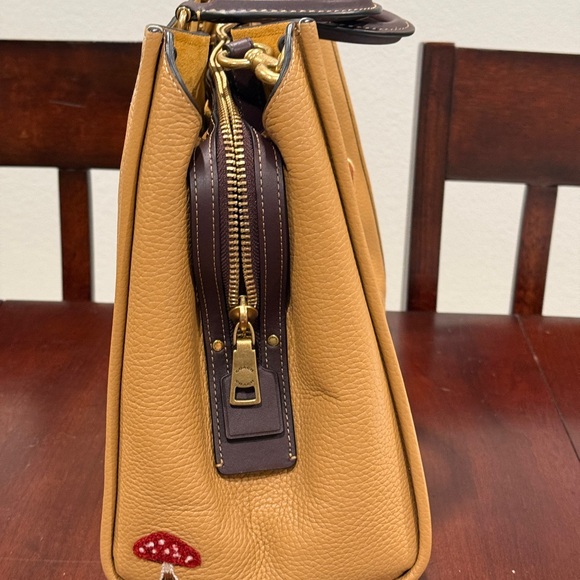 Coach Rogue 39 Animal Creature Patches! - Picture 5 of 11